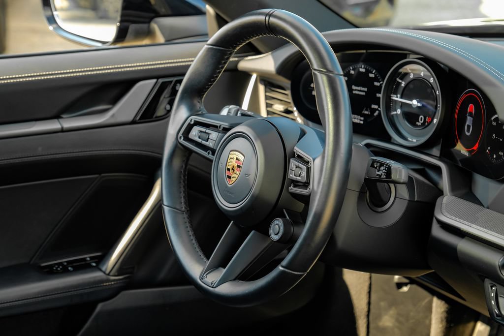 Used 2020 Porsche 911 Carrera S RWD image 17