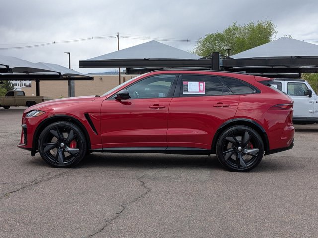 Used 2025 Jaguar F-PACE SVR 575 Edition image 8
