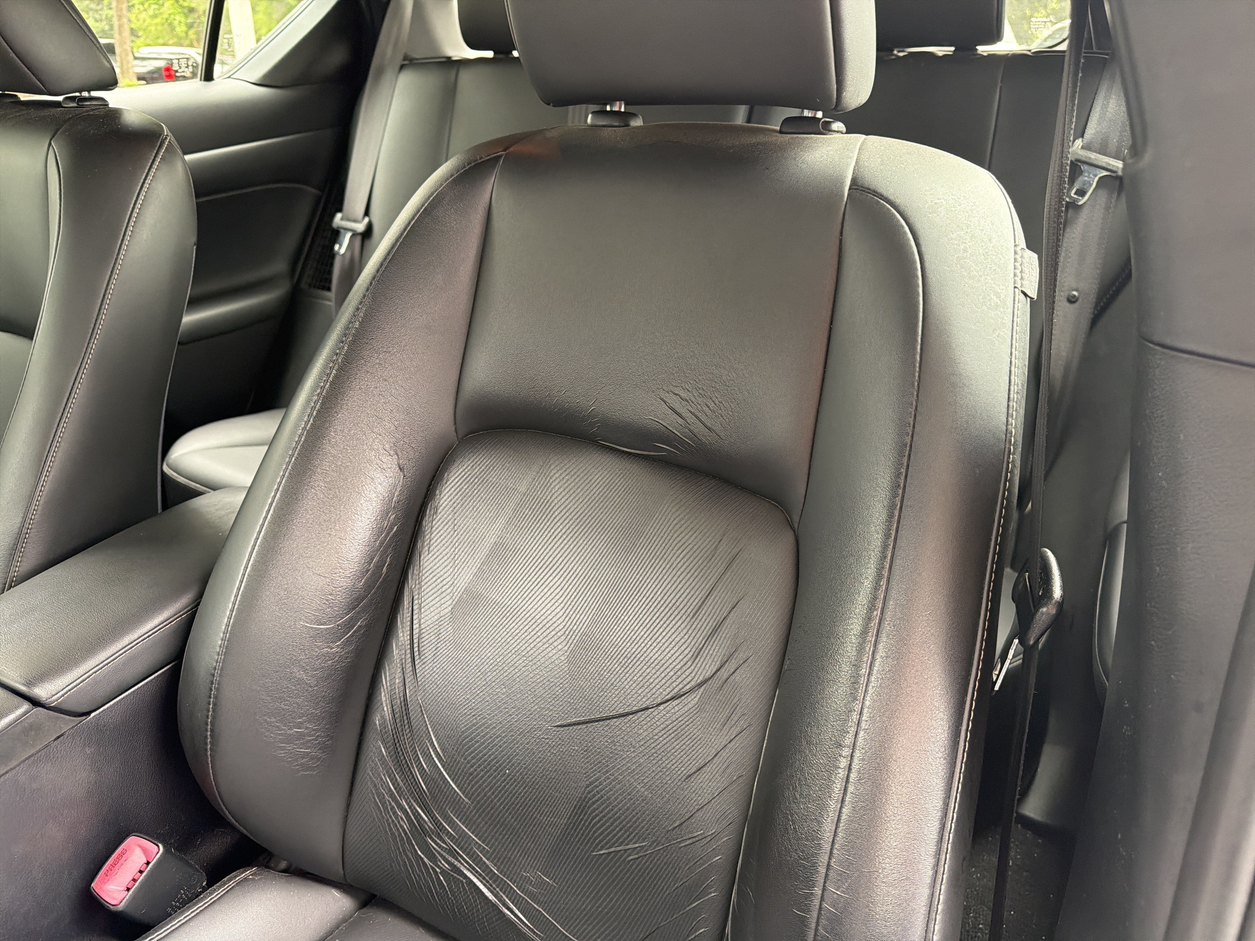 Used 2015 Lexus CT 200h w/ Navigation Package FWD image 16