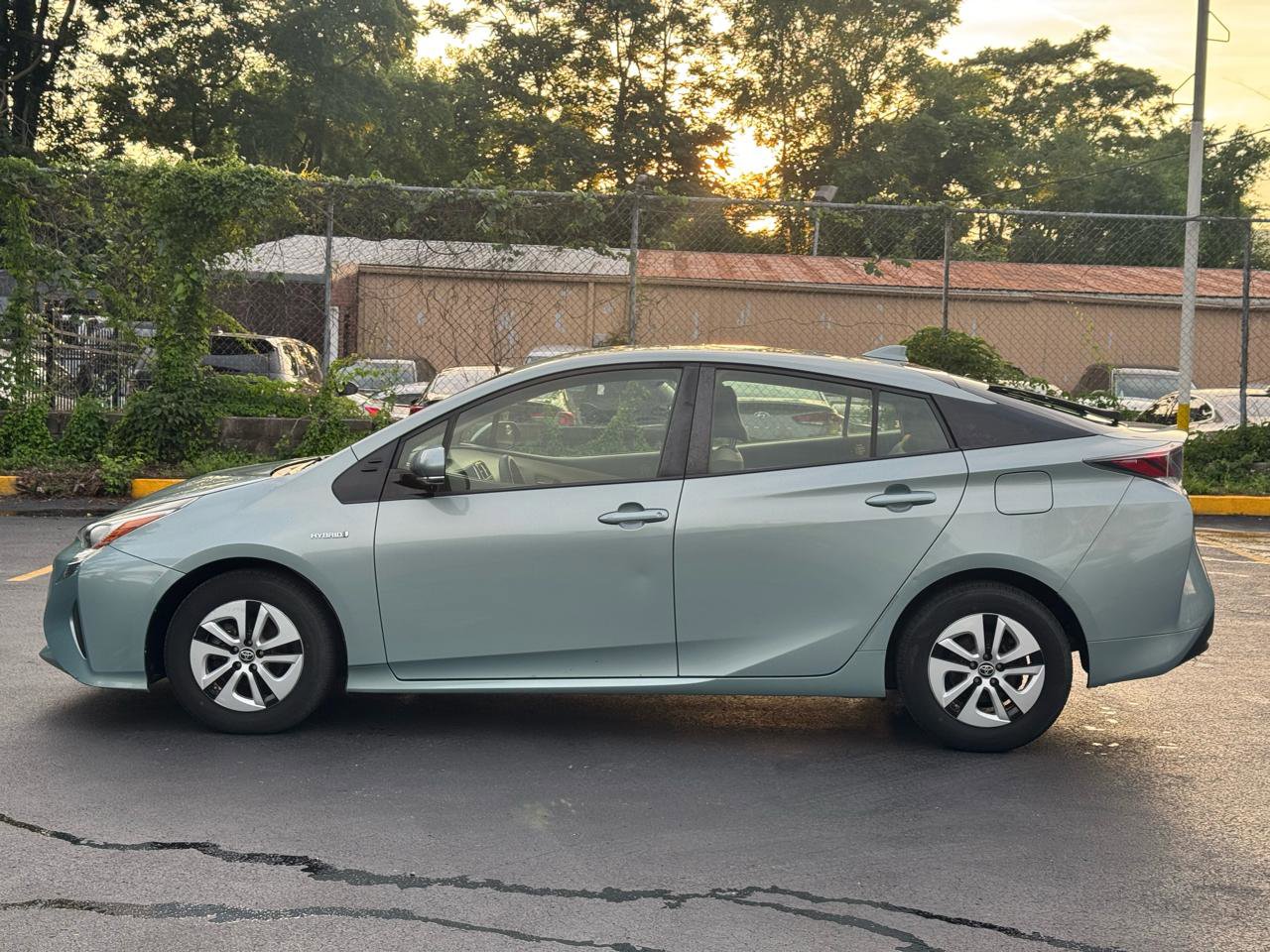 Used 2017 Toyota Prius Three FWD image 9