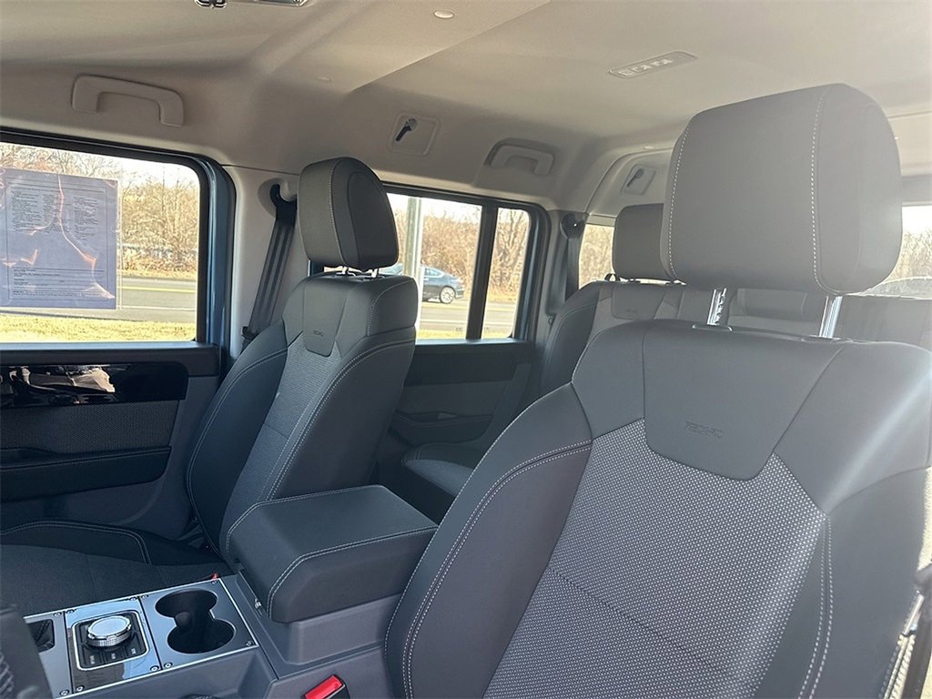 New 2024 INEOS Grenadier image 10