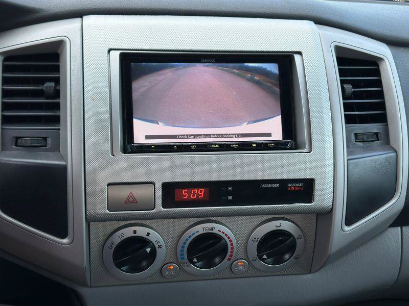 Used 2009 Toyota Tacoma PreRunner RWD image 16