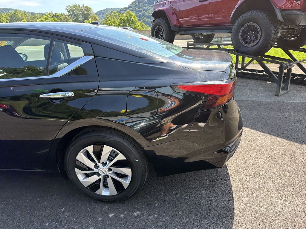 Used 2020 Nissan Altima 2.5 S FWD image 8