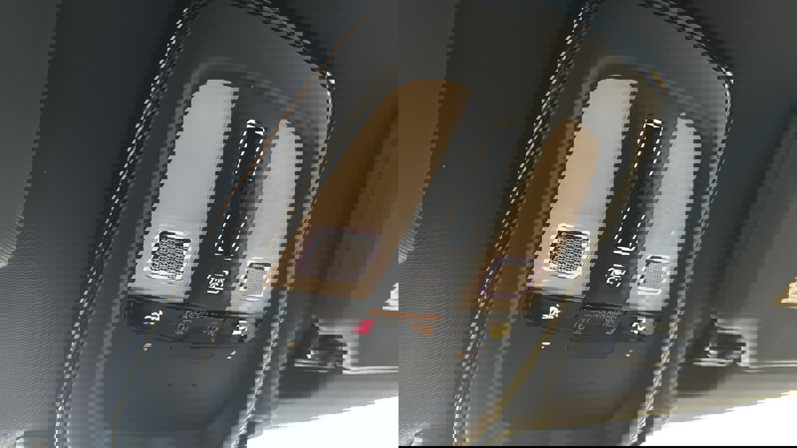 New 2026 Volvo XC90 B6 Plus w/ Protection Package Premier image 20