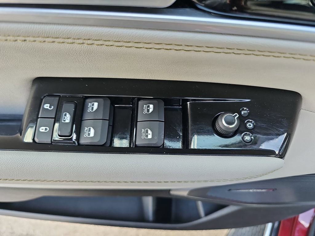Used 2024 Jeep Wagoneer Series II w/ Flexible Seating Group RWD image 34
