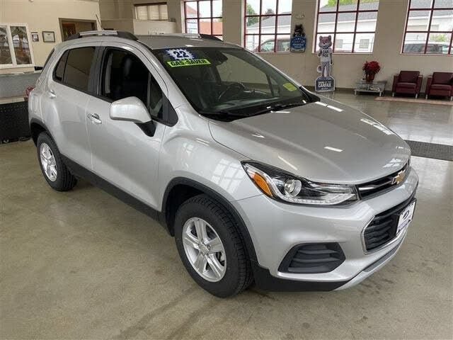 Used 2022 Chevrolet Trax LT w/ Driver Confidence Package AWD/4WD image 9