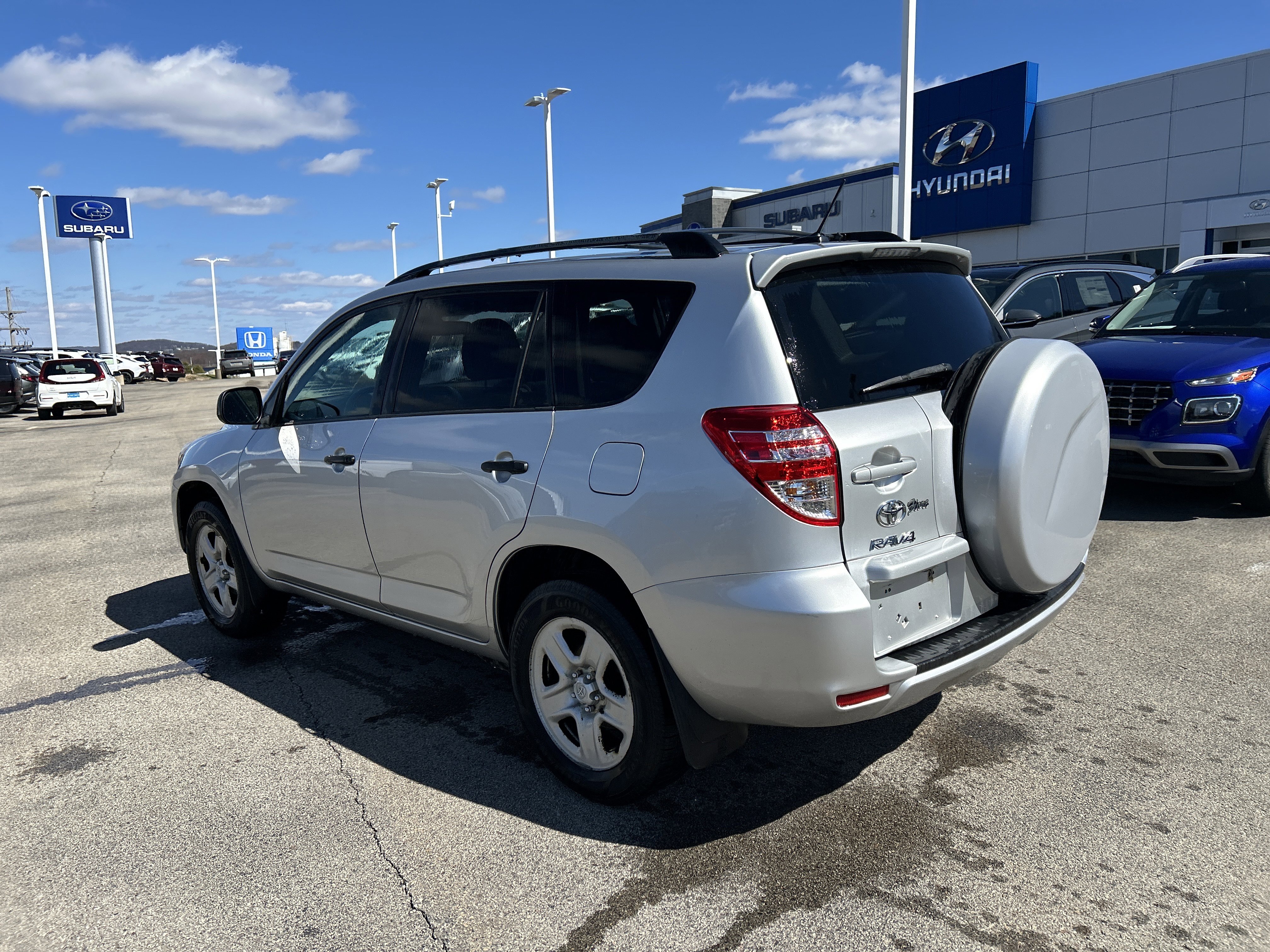 Used 2012 Toyota RAV4 4WD w/ Value Pkg image 14