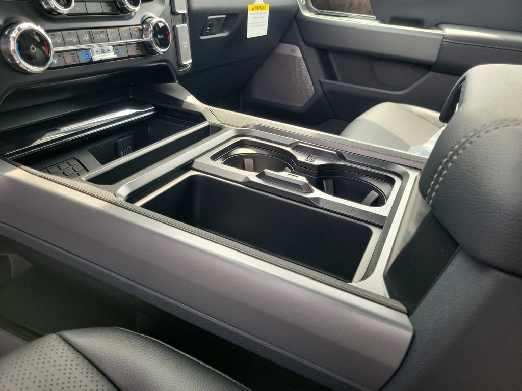New 2026 Ford F350 Lariat w/ Lariat Premium Package AWD/4WD image 29