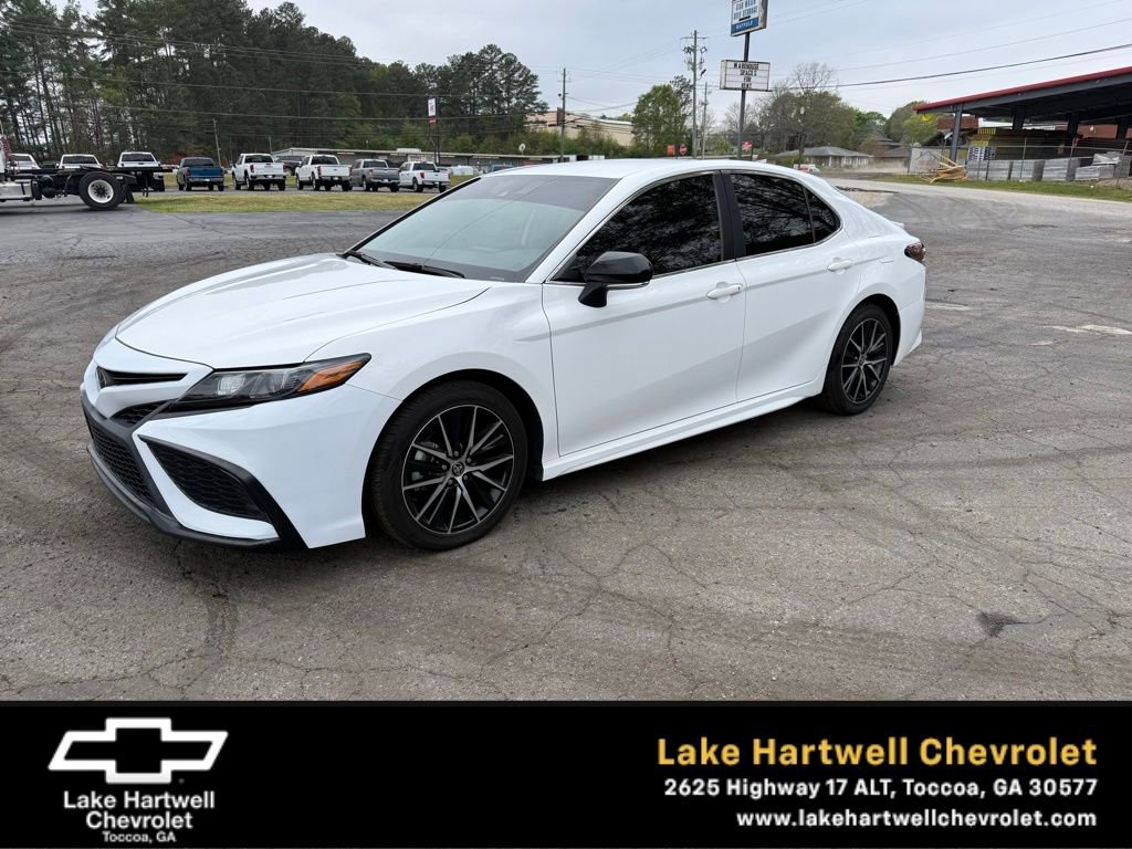 Used 2023 Toyota Camry SE