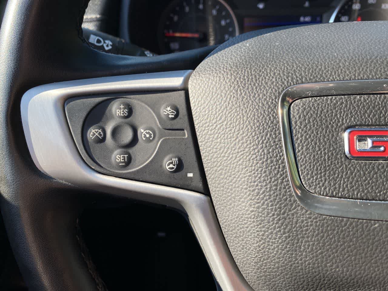 Used 2024 GMC Terrain SLT AWD/4WD image 20