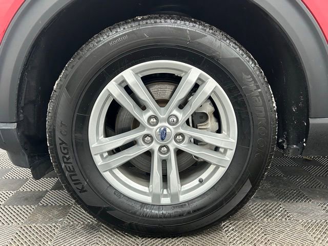 Used 2023 Ford Explorer XLT w/ Equipment Group 202A image 18