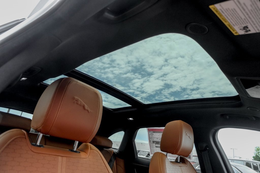 New 2026 Jaguar F-PACE R-Dynamic S image 22