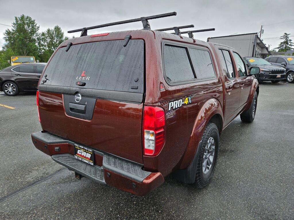 Used 2017 Nissan Frontier PRO-4X AWD/4WD image 4