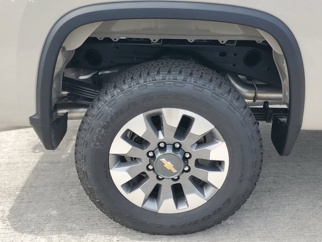 New 2026 Chevrolet Silverado 2500 Custom w/ Custom Value Package AWD/4WD image 5