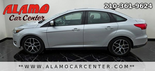 Used 2018 Ford Focus SEL image 2