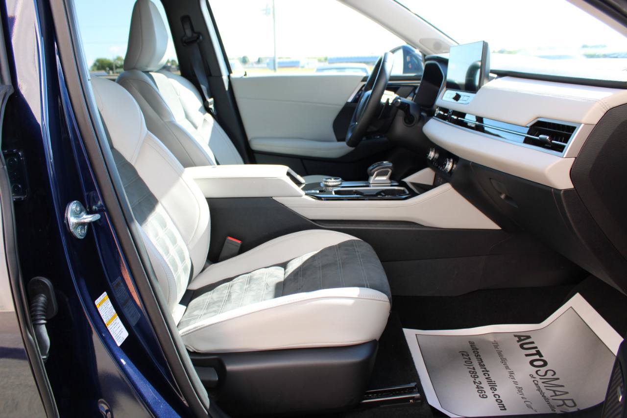 Used 2025 Mitsubishi Outlander SE FWD image 48