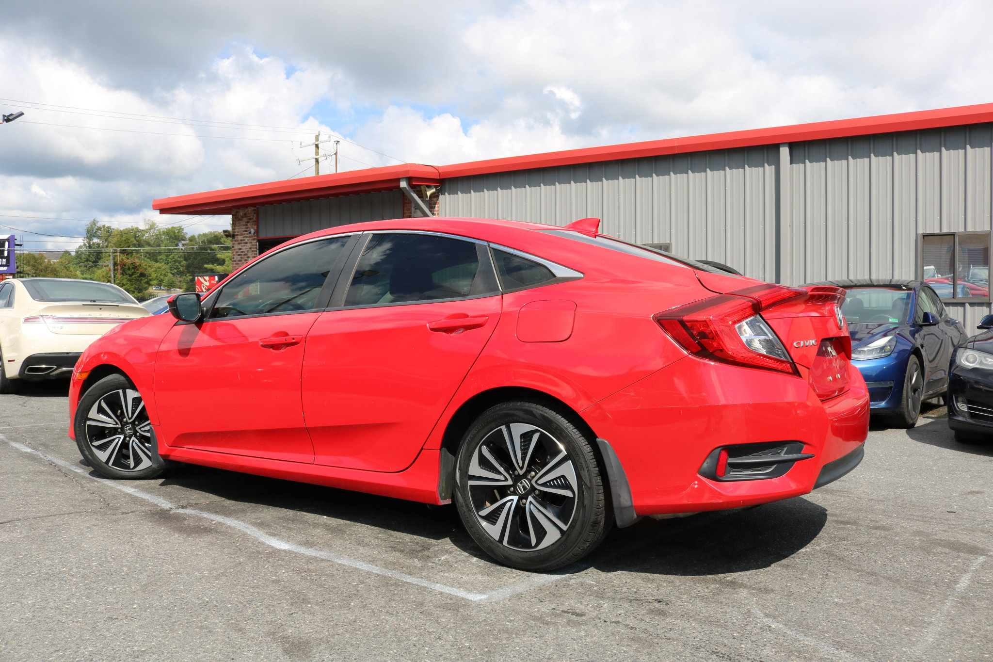 Used 2018 Honda Civic EX-L image 7