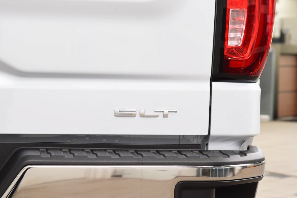 Used 2026 GMC Sierra 1500 SLT AWD/4WD image 23