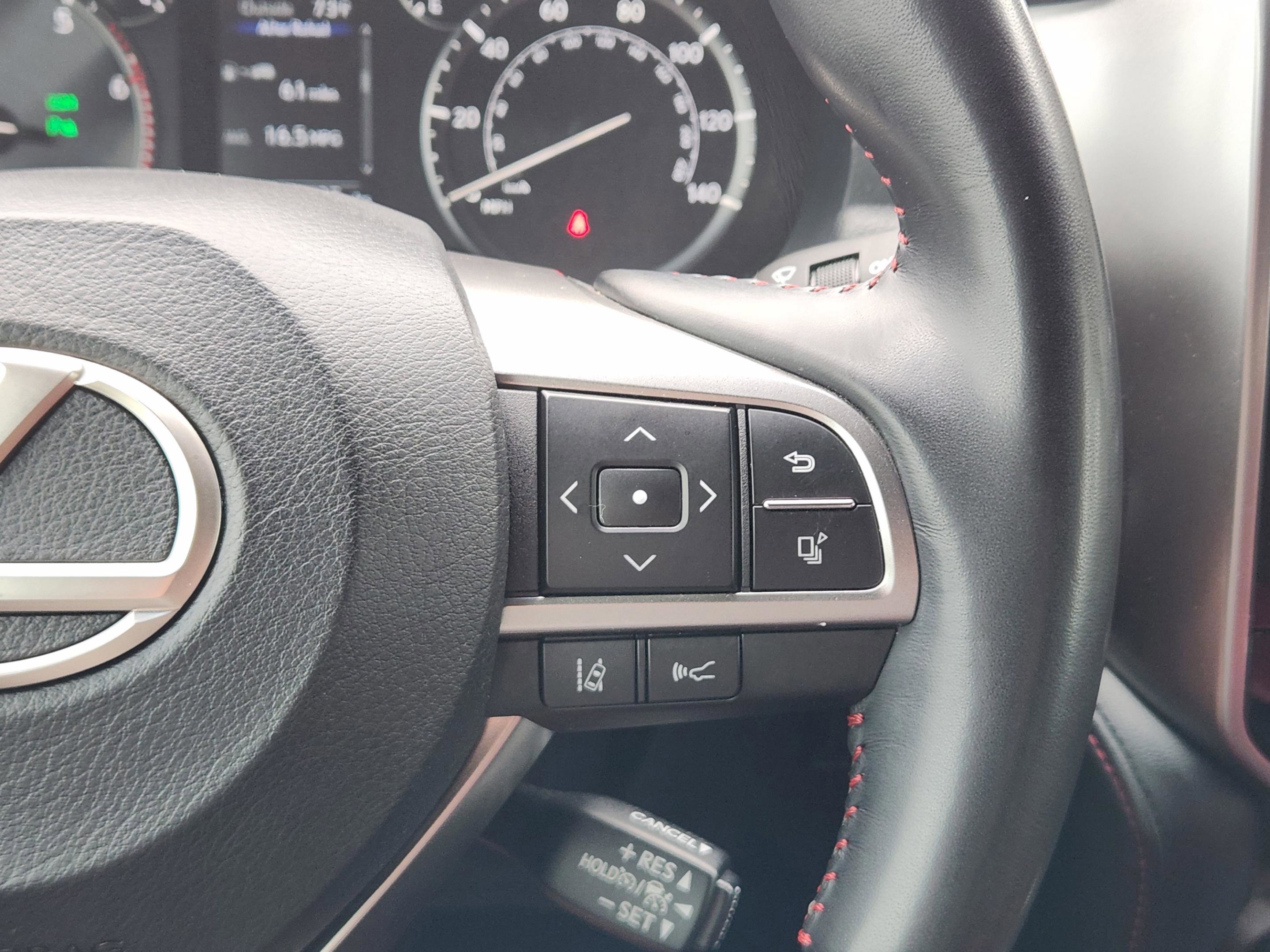 Certified 2023 Lexus GX 460 Luxury w/ Sport Design Package AWD/4WD image 24