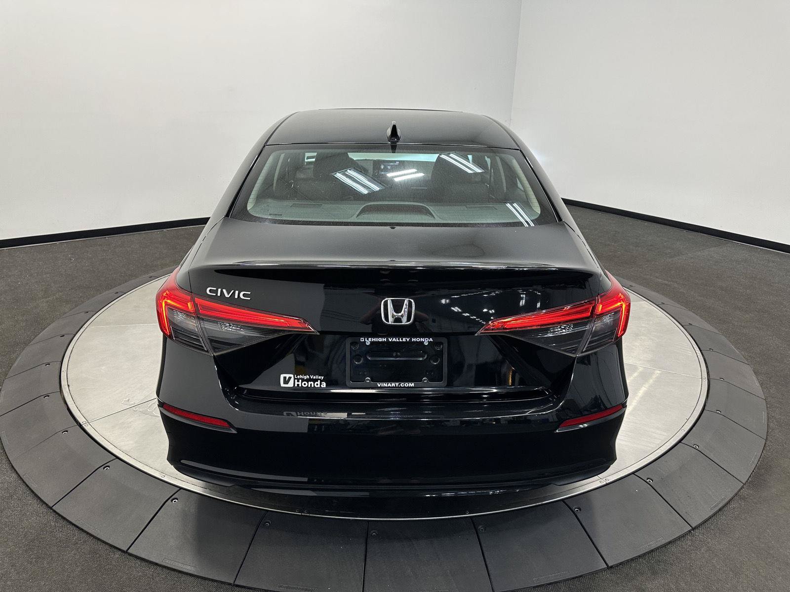 Certified 2022 Honda Civic EX image 6