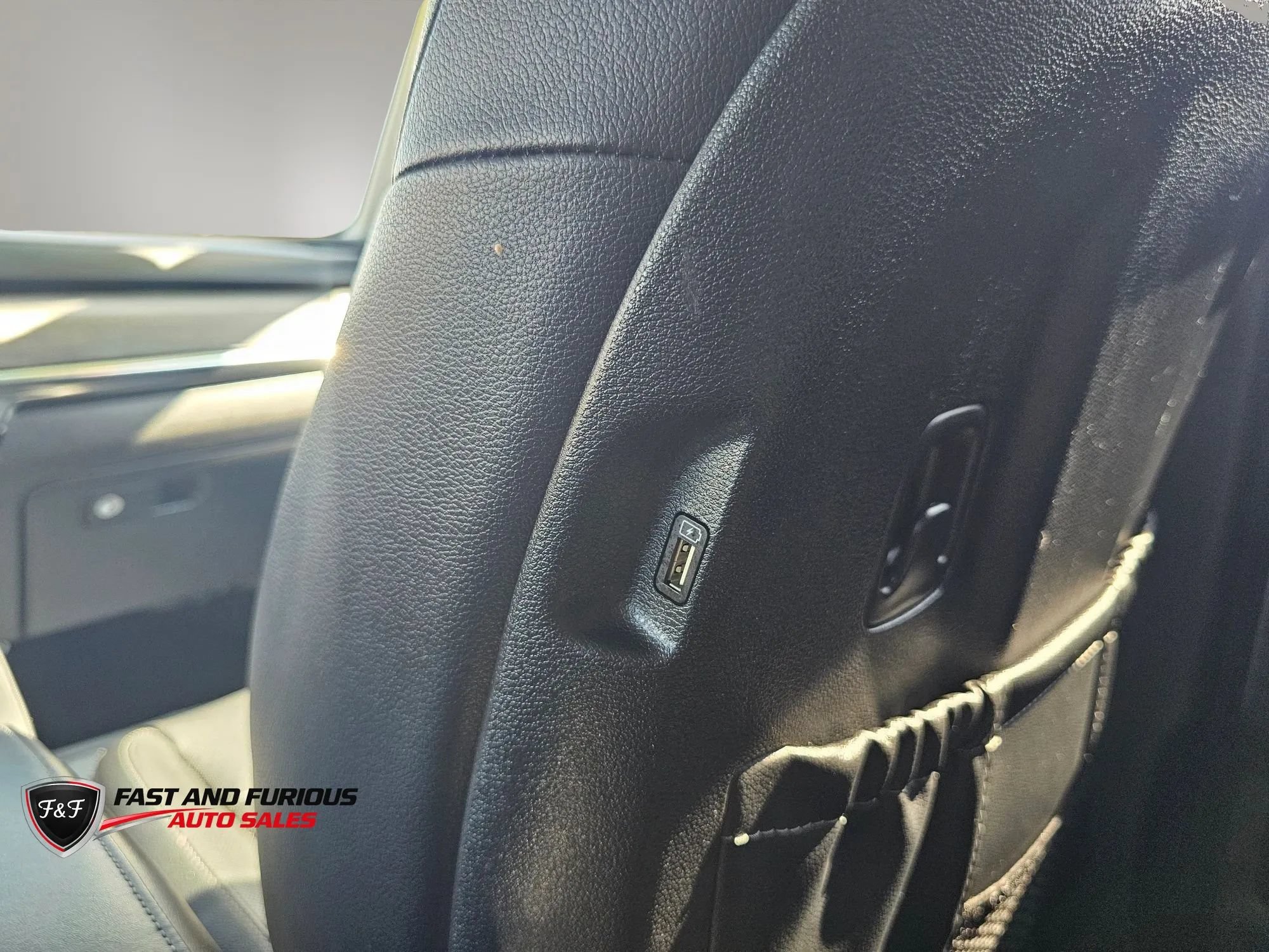 Used 2022 Kia Telluride EX w/ EX Premium Package AWD/4WD image 35