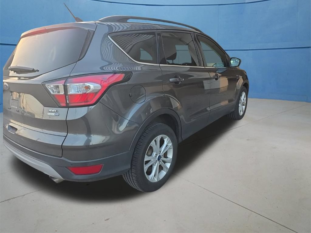 Used 2018 Ford Escape SEL AWD/4WD image 4