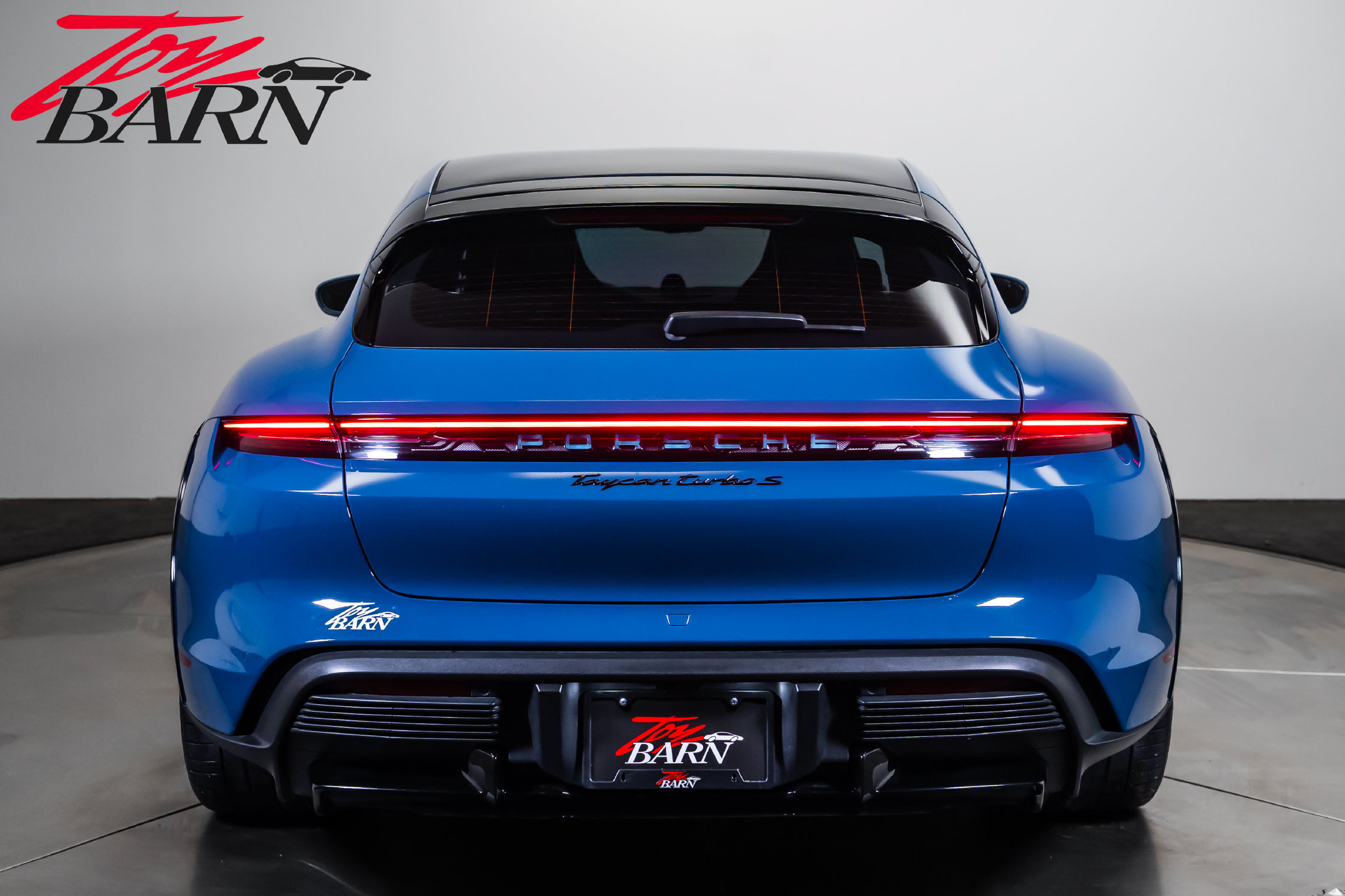 Used 2023 Porsche Taycan Turbo S w/ Premium Package AWD/4WD image 4