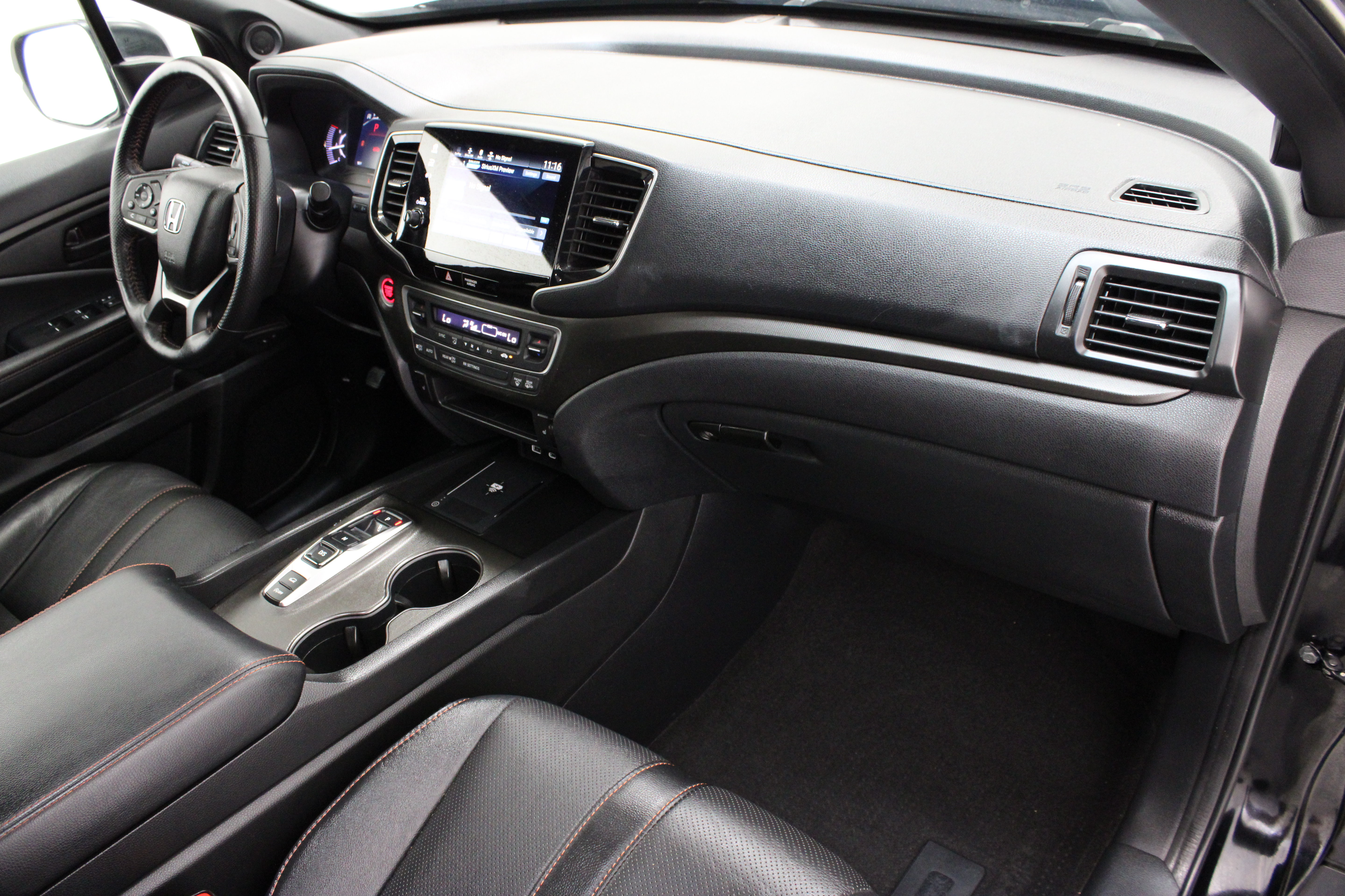 Used 2024 Honda Passport TrailSport image 37