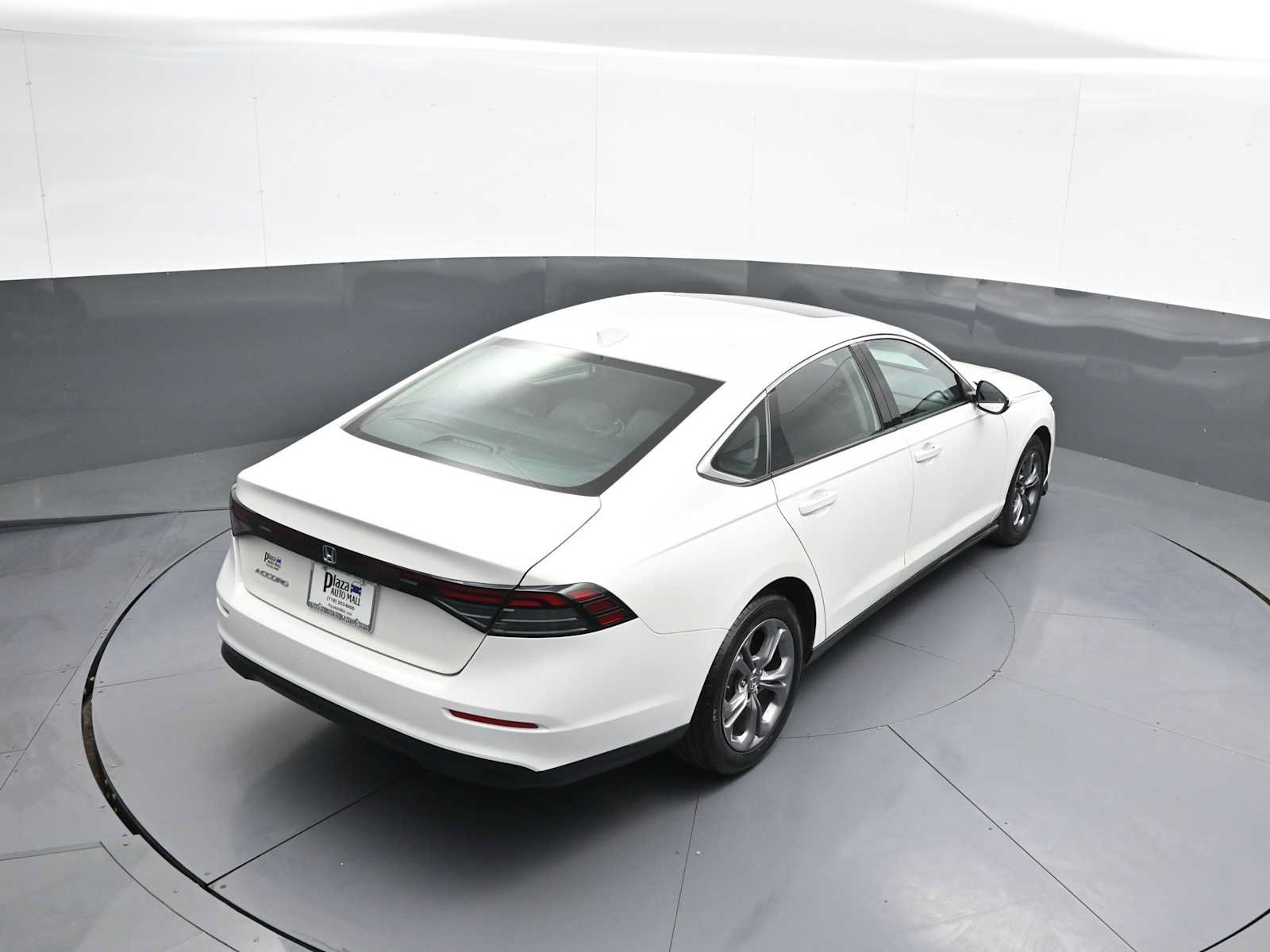 Used 2024 Honda Accord EX image 37