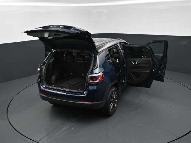 New 2026 Jeep Compass Limited AWD/4WD image 26