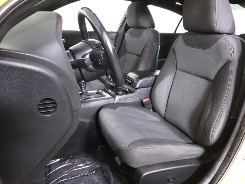 Used 2017 Dodge Charger SE w/ Blacktop Package RWD image 24