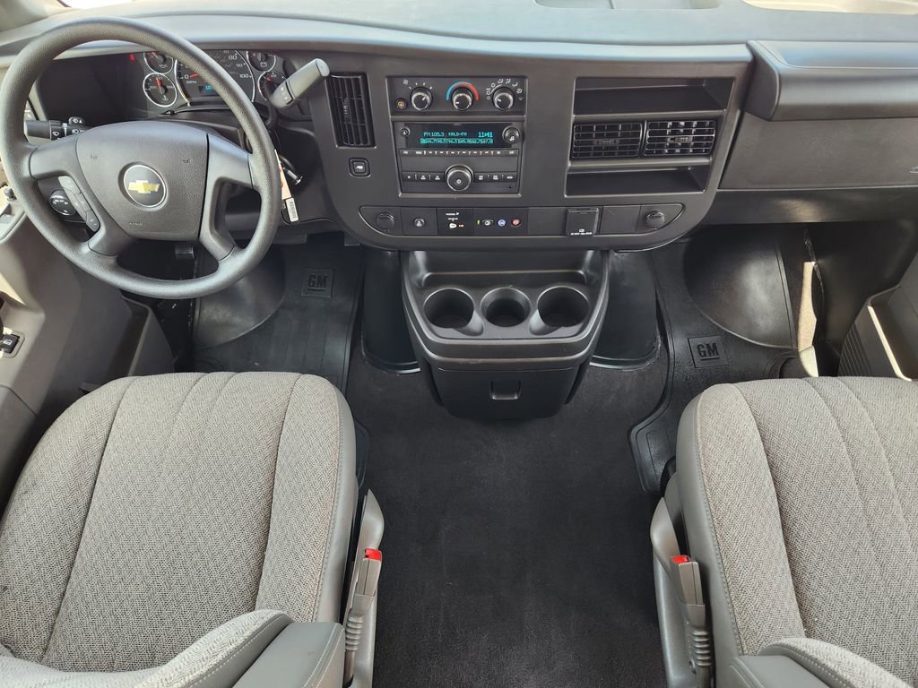 Certified 2025 Chevrolet Express 3500 LS RWD image 25