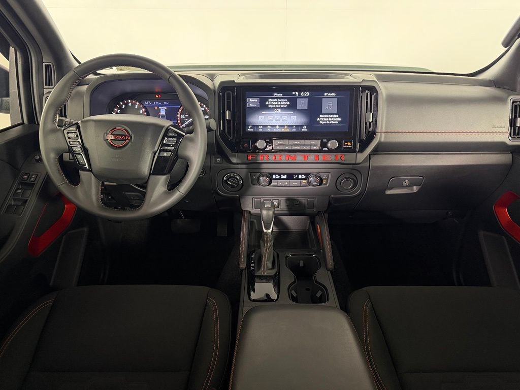Used 2025 Nissan Frontier PRO-4X AWD/4WD image 14