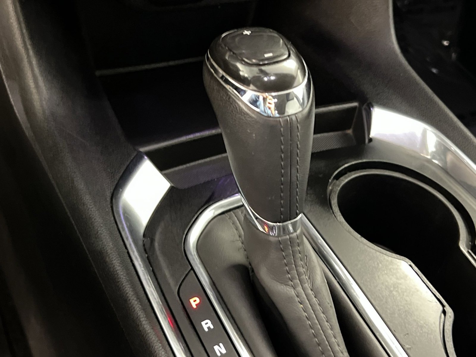 Used 2020 Chevrolet Traverse LT image 22