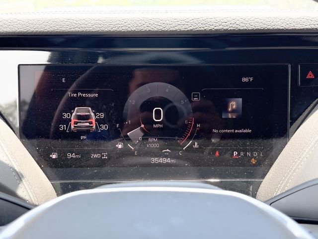 Used 2025 GMC Yukon XL Denali AWD/4WD image 12