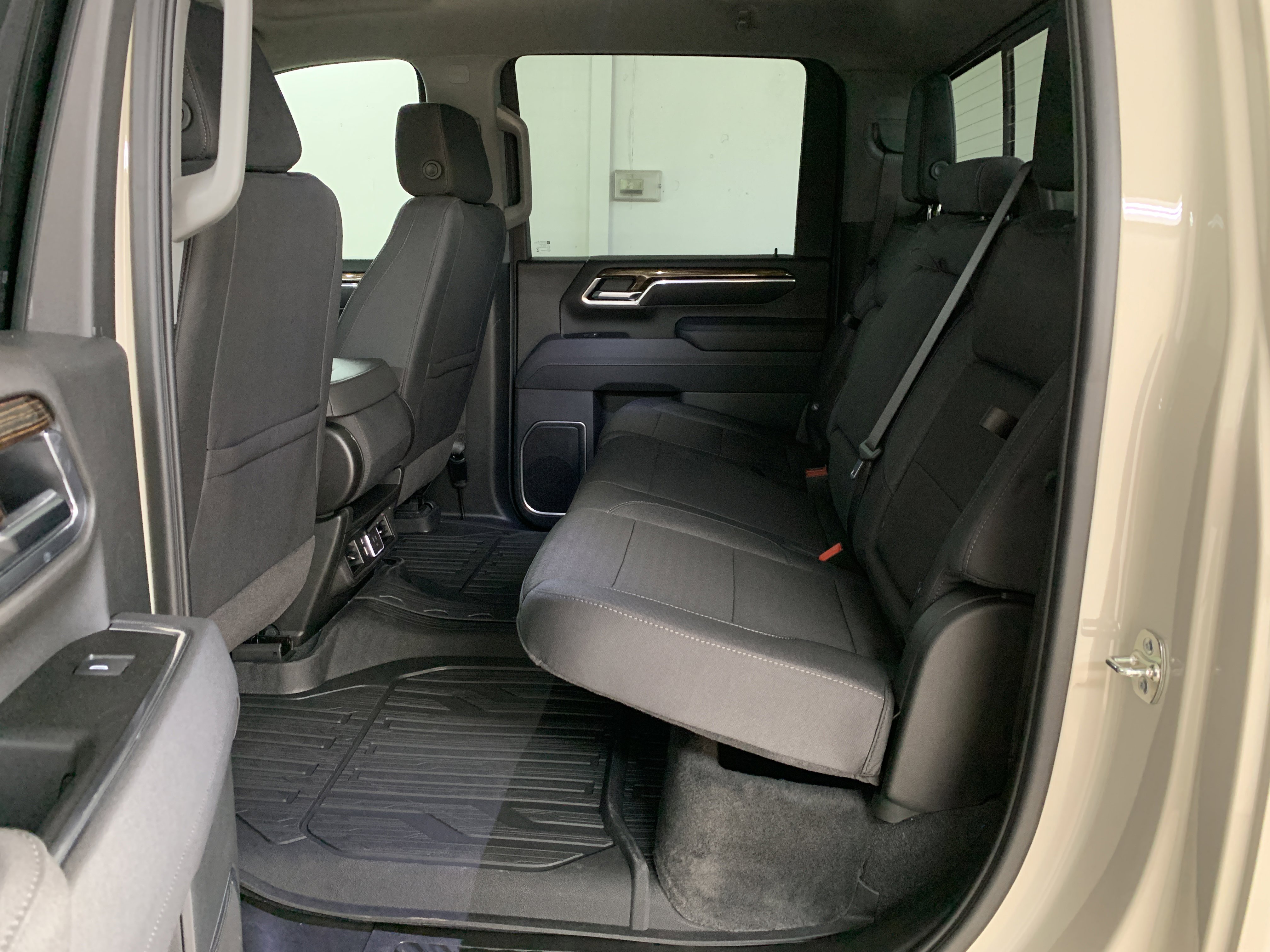 New 2026 GMC Sierra 2500 SLE image 44