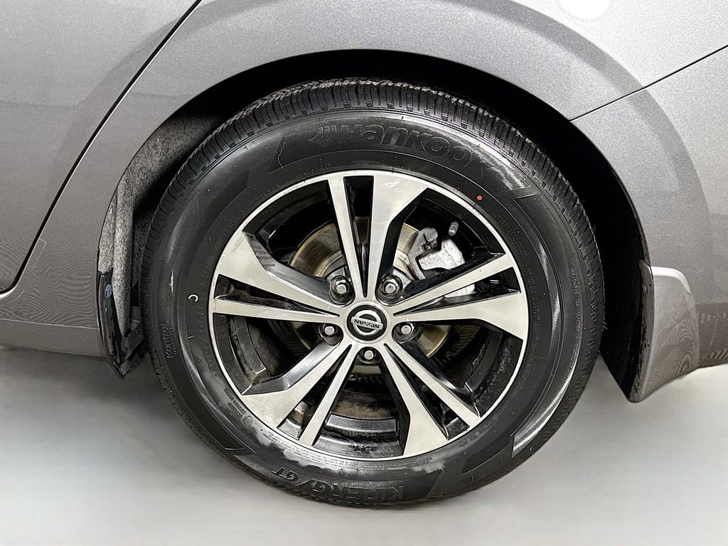 Used 2021 Nissan Sentra SV image 32