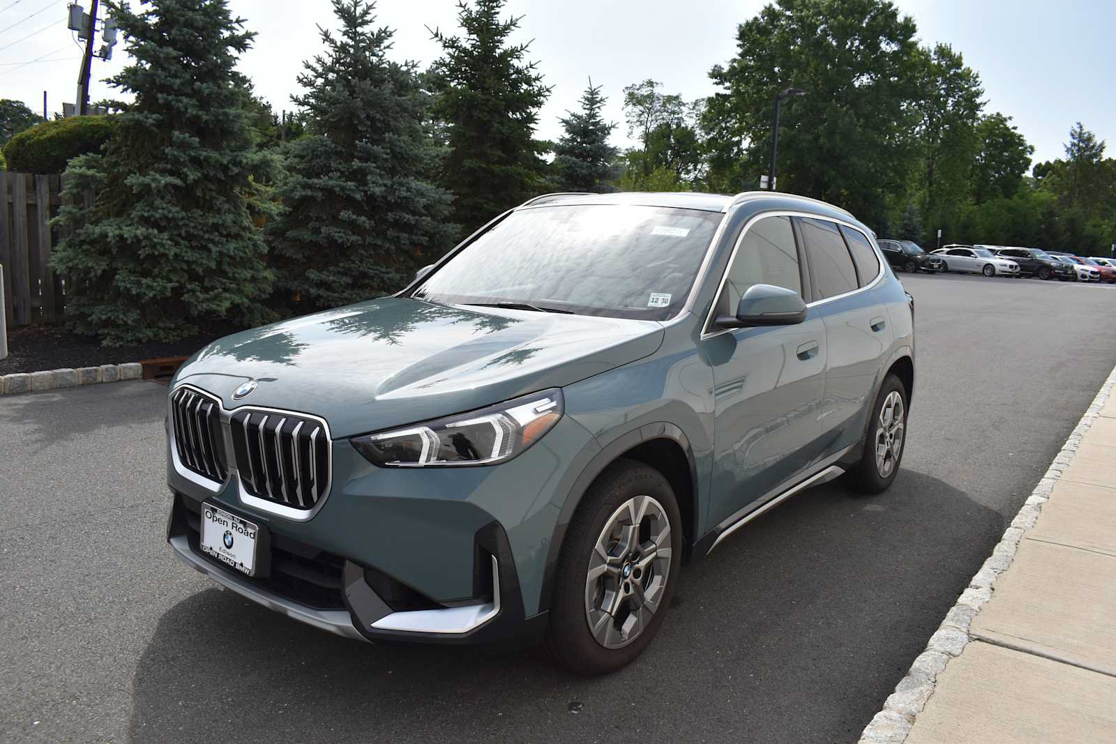 Used 2026 BMW X1 xDrive28i w/ Convenience Package AWD/4WD image 3