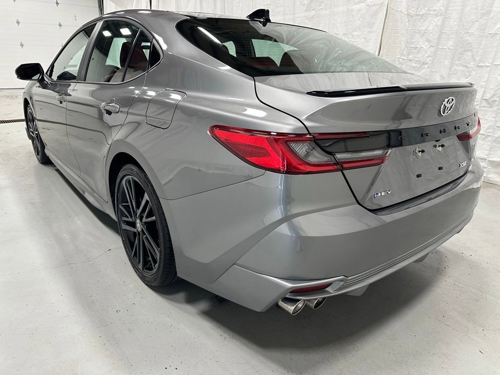Used 2026 Toyota Camry XSE FWD image 5