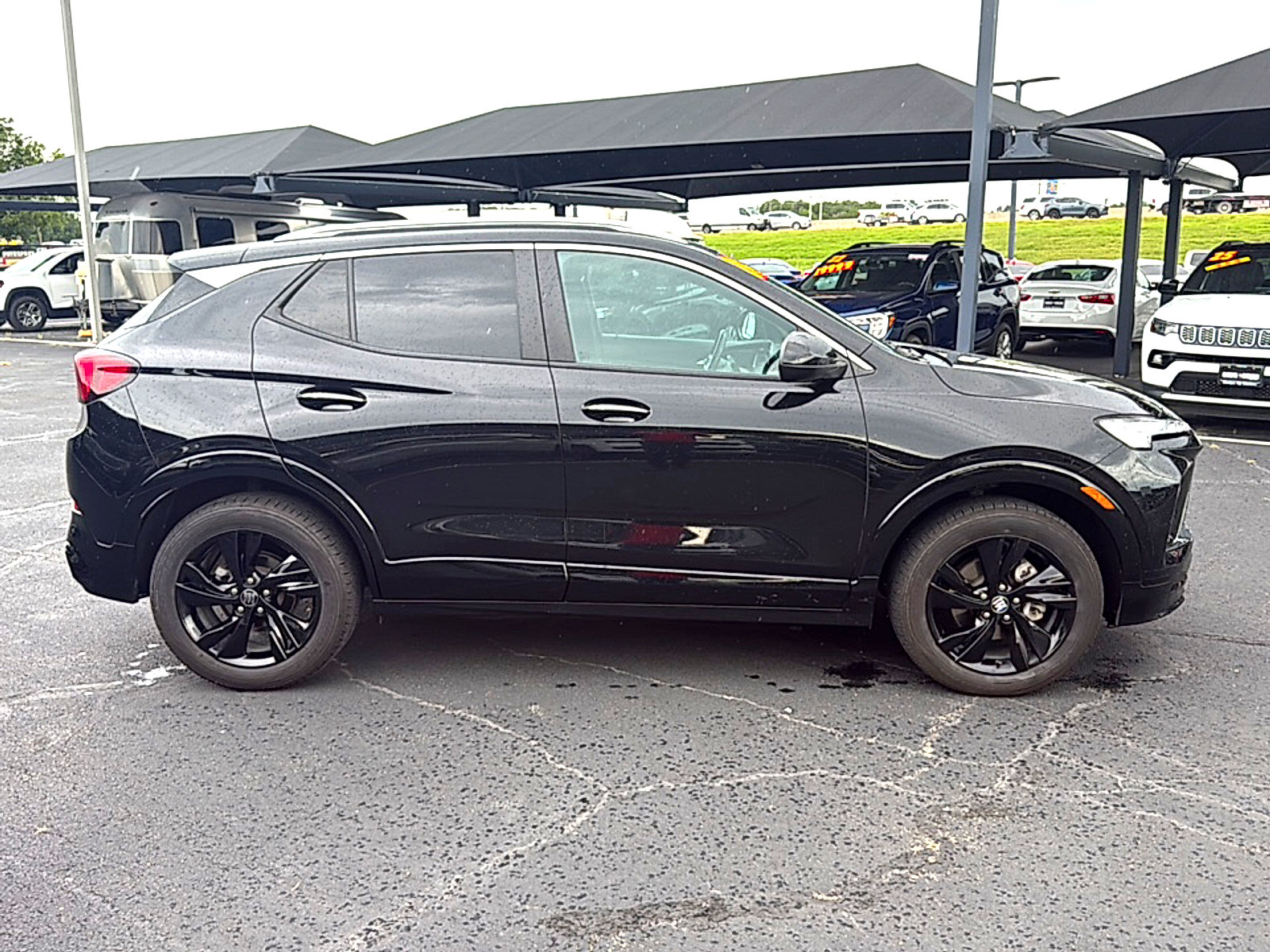 Used 2024 Buick Encore GX Sport Touring AWD/4WD image 4