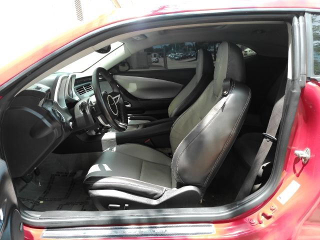 Used 2010 Chevrolet Camaro SS w/ RS Package RWD image 13