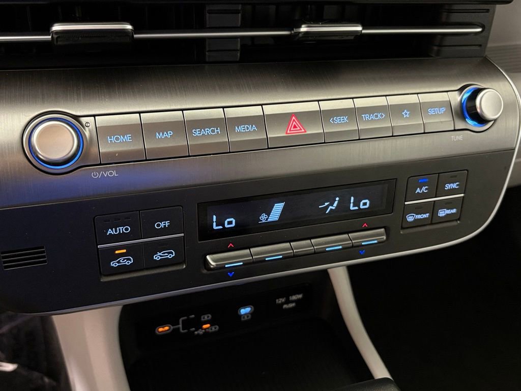 Used 2025 Hyundai Kona SEL image 27