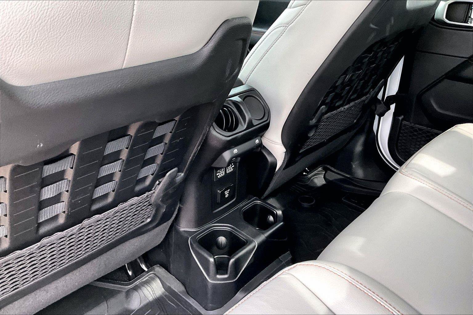 Used 2021 Jeep Gladiator Mojave w/ LED Lighting Group AWD/4WD image 35