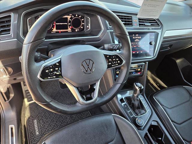Certified 2022 Volkswagen Tiguan SEL R-Line AWD/4WD image 10