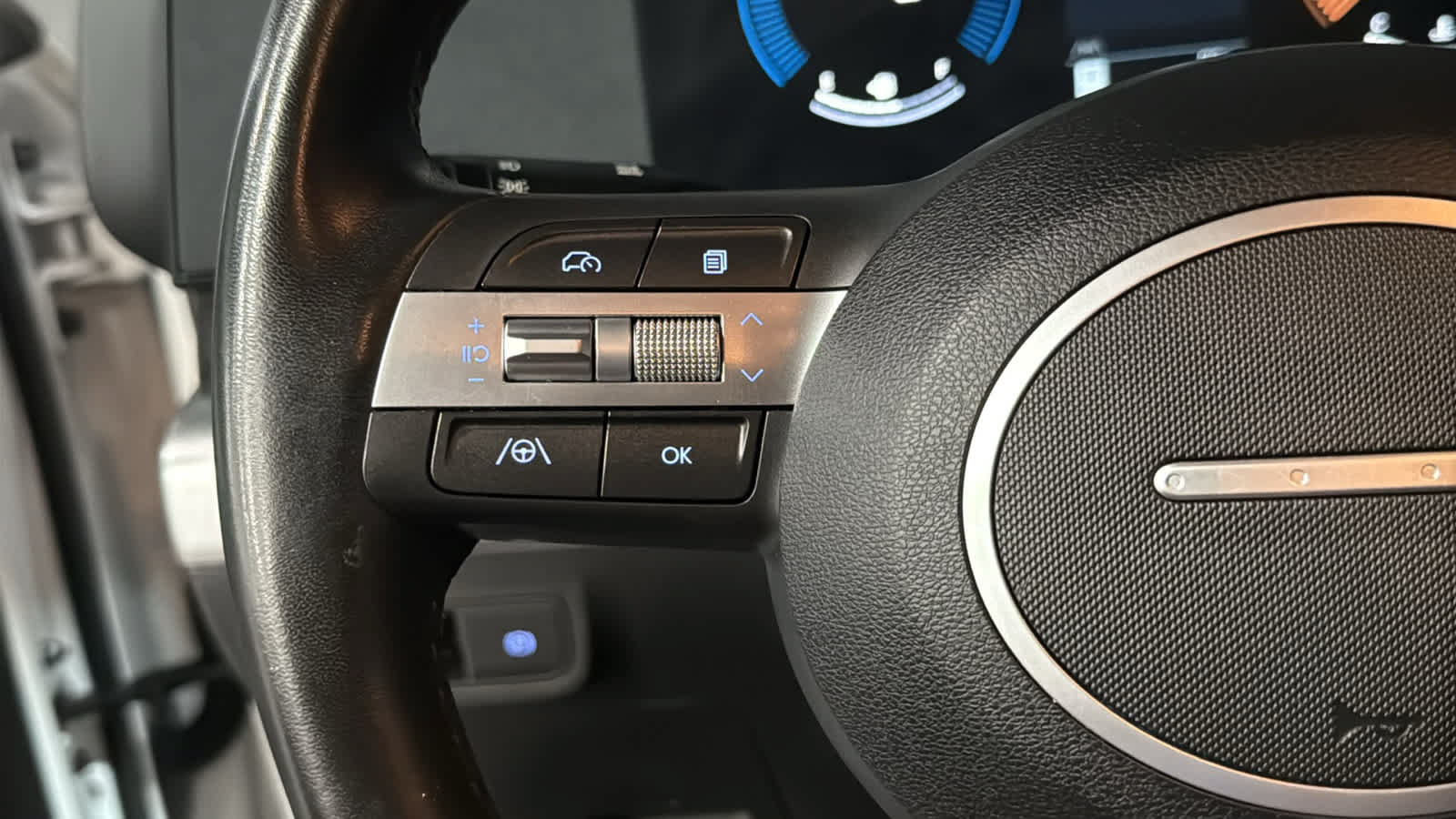 Used 2024 Hyundai Kona SEL AWD/4WD image 12