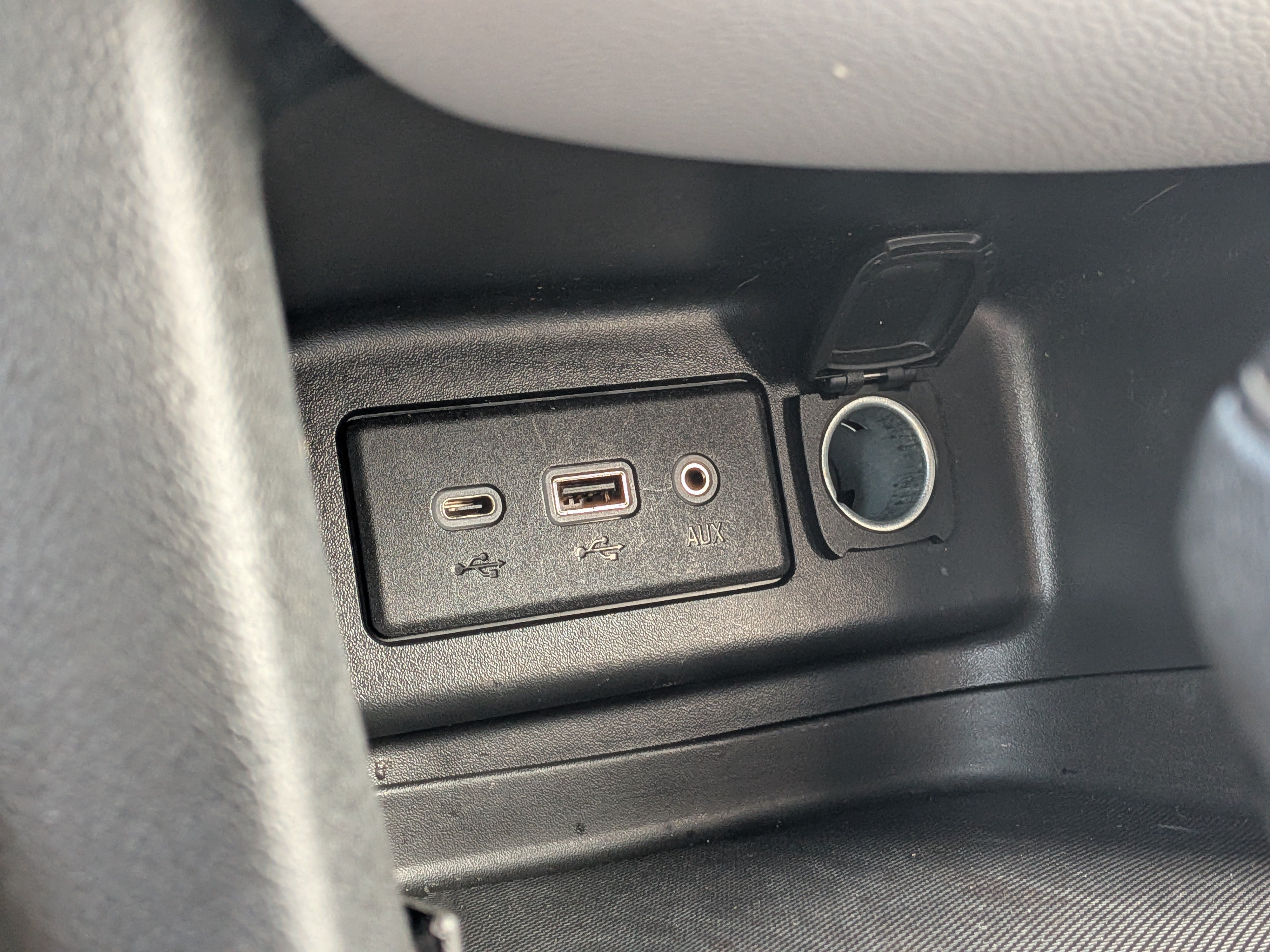 Used 2021 Chevrolet Equinox LS w/ LS Convenience Package FWD image 30