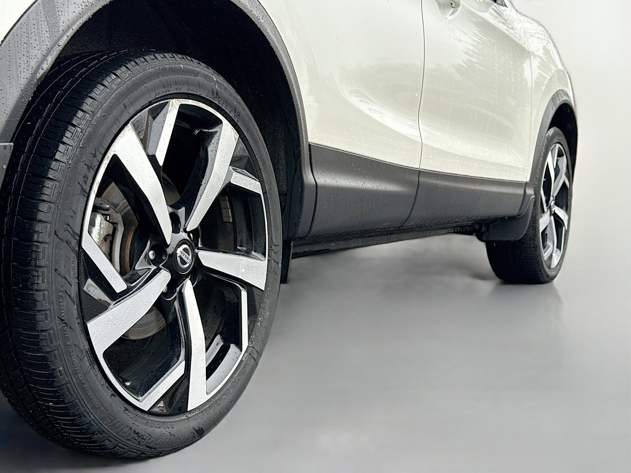 Used 2022 Nissan Rogue Sport SL image 16