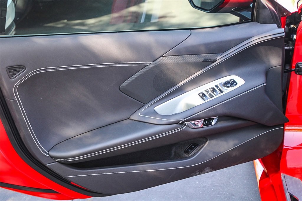 Used 2022 Chevrolet Corvette Stingray Convertible w/ 1LT image 21