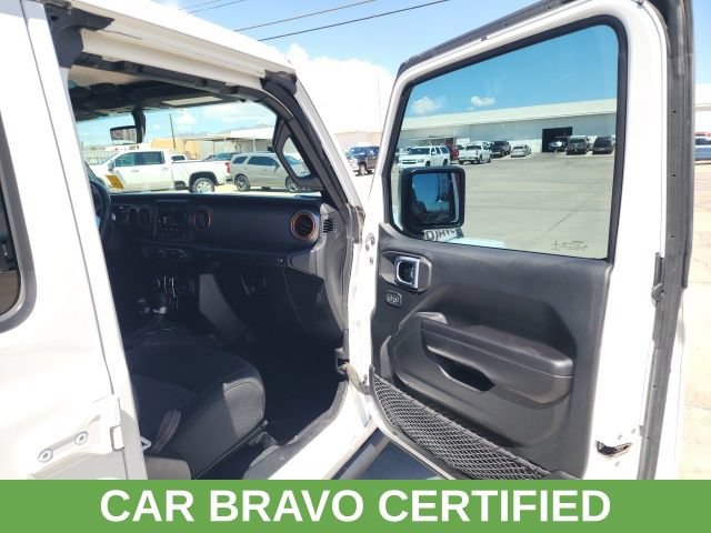 Used 2021 Jeep Gladiator Mojave AWD/4WD image 29