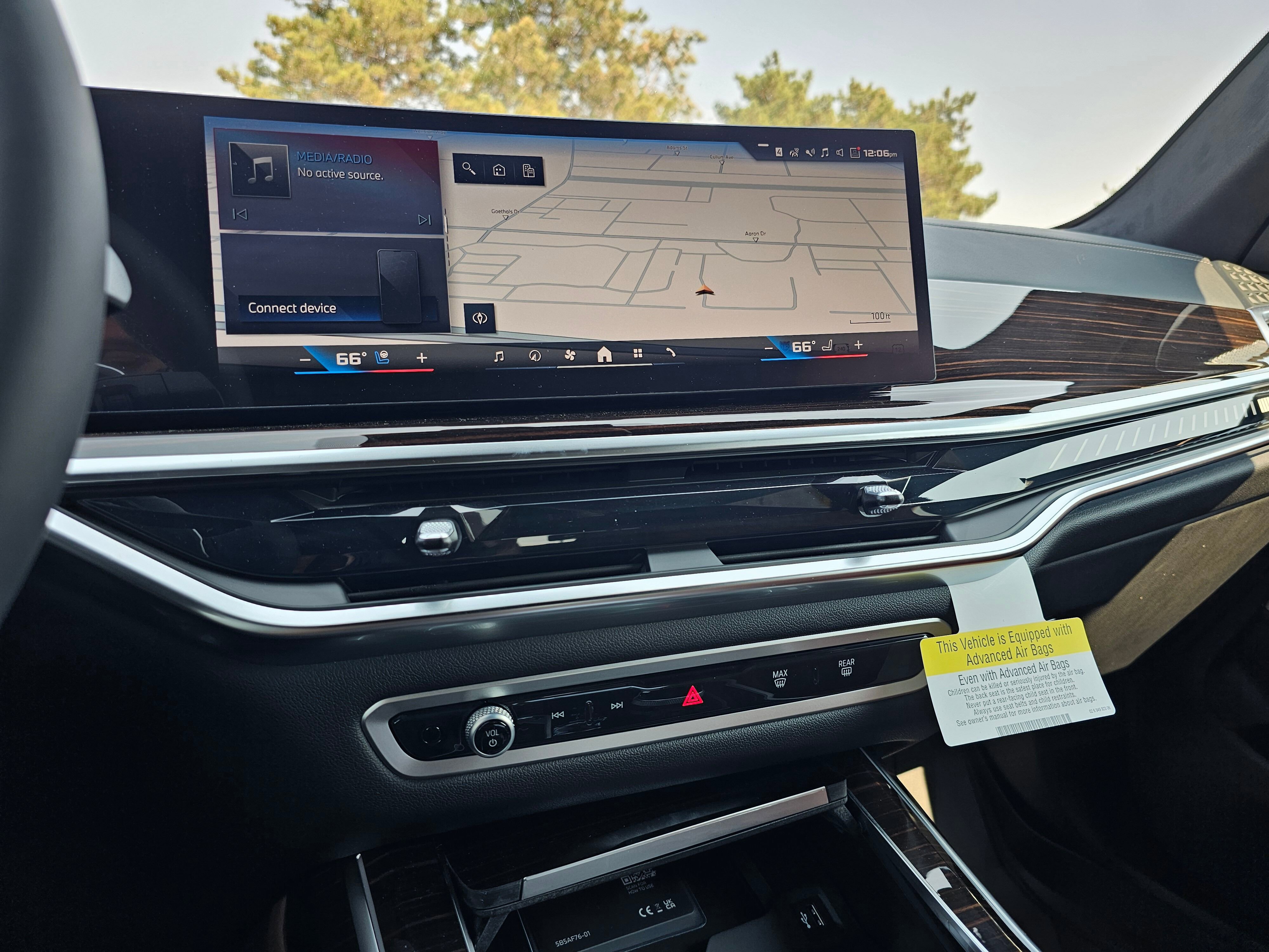 New 2026 BMW X7 M60i image 19